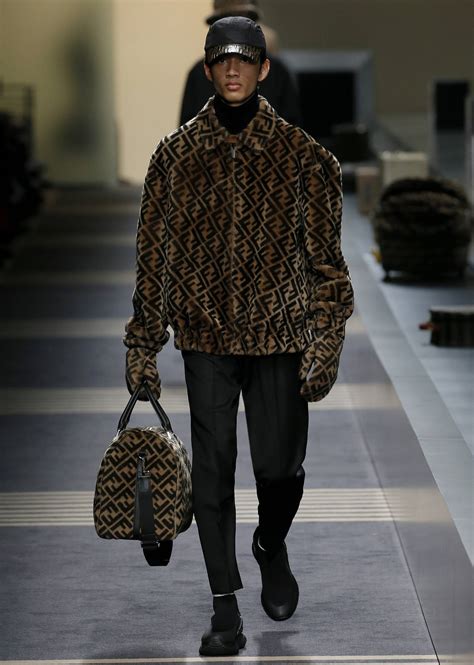 mens fendi clothing